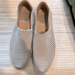 Ugg Women’s Slip-on Shoes, Size 8.5